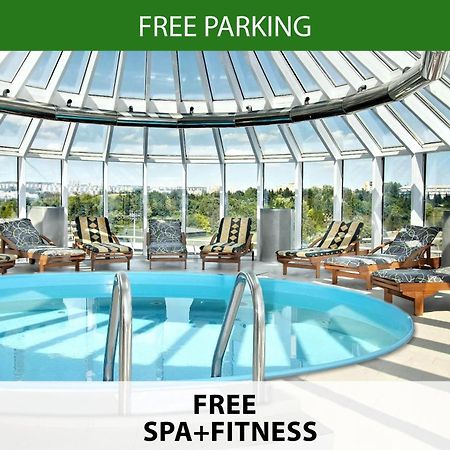 Cosmopolitan Bobycentrum - Czech Leading Hotels เบอร์โน ภายนอก รูปภาพ