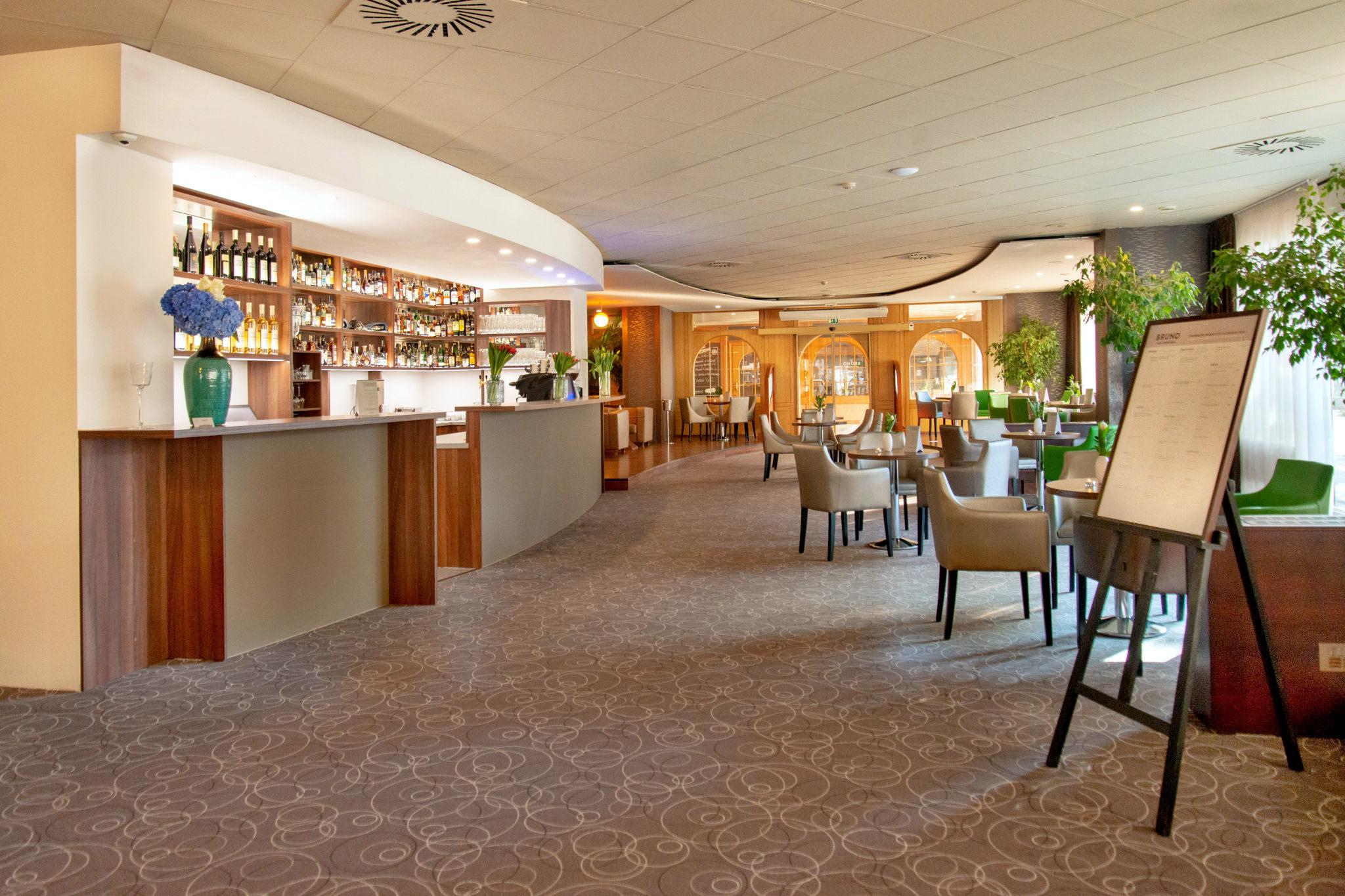 Cosmopolitan Bobycentrum - Czech Leading Hotels เบอร์โน ภายนอก รูปภาพ
