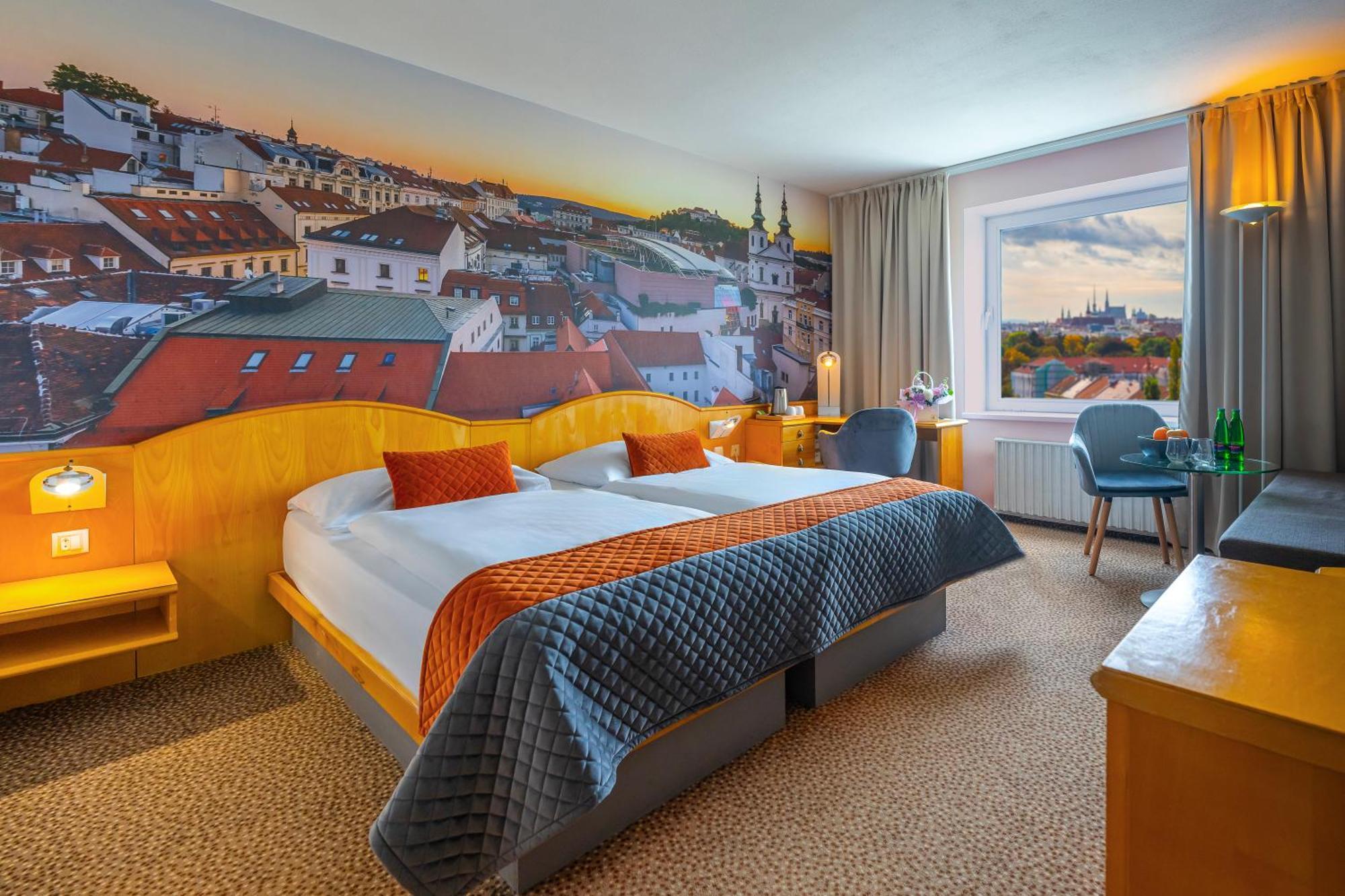 Cosmopolitan Bobycentrum - Czech Leading Hotels เบอร์โน ภายนอก รูปภาพ