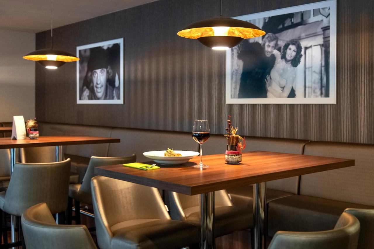 Cosmopolitan Bobycentrum - Czech Leading Hotels เบอร์โน ภายนอก รูปภาพ